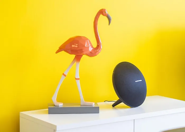 2278-modern In The Alcazaba Lagoon *