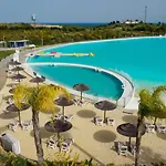 Apartment 2278-modern In The Alcazaba Lagoon *