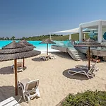 2278-modern In The Alcazaba Lagoon