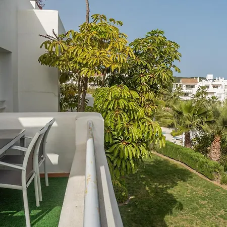 2278-modern In The Alcazaba Lagoon Apartment