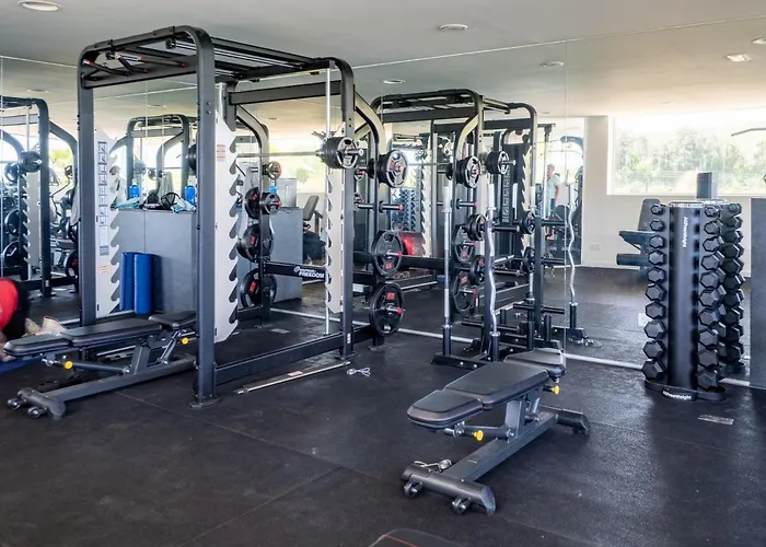 2278-modern In The Alcazaba Lagoon *