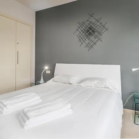 2278-modern In The Alcazaba Lagoon アパート *