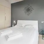 2278-modern In The Alcazaba Lagoon Apartment *
