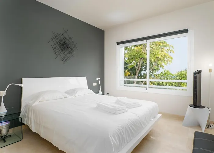 2278-modern In The Alcazaba Lagoon アパート